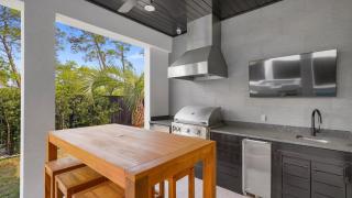 Priv Heated Pool Spa Golf Cart Included 7BDR Sleeps 20 30A Serenity Sands - 6