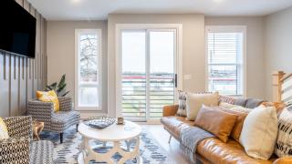 Monty by AvantStay 4BDR 4BA Balcony w Outdoor Seating 5mins to DT - 3