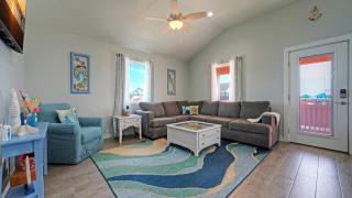 Port A Getaway Games Grill Close to Beach Sandy Feet Retreat by AvantStay - 5