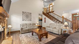 Spacious Waterfront Home on Lake Norman with Firepit Views and Dock Access - 1
