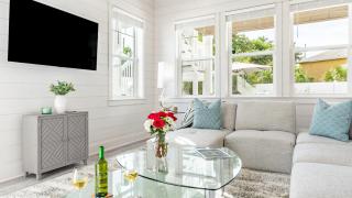 Modern 5BDR w Private Pool 2 min Walk to the Beach Montoute by AvantStay - 3