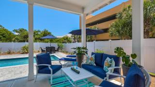 Pool Patio Outdoor Dining Walk to Shore Pier Park Sanctuary on Sands - 6