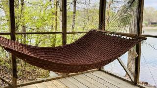 Flip Flop Therapy by AvantStay Lakefront Home w Game Room Dock Access - 3