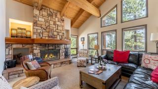 Crystal View by AvantStay Al Fresco Dining w View of Lake Tahoe Crystal Bay - 2