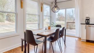 Sage Lodge by AvantStay 15 Min to Downtown Deck - 8