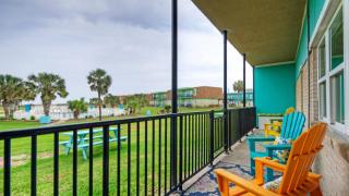 Beach Boardwalk 2 Pools Tennis Pickleball Shorely Blessed by AvantStay - 6