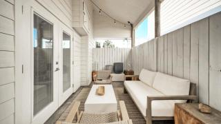 Pool Playground Patio Living Family-Friendly Clamshell Cottage by AvantStay - 4