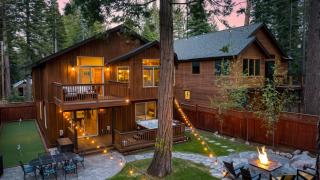 Washoe Chalet by AvantStay Game Room Hot Tub Putting Green Fire Pit - 8