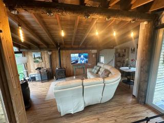 Weston Log Cabin - 1