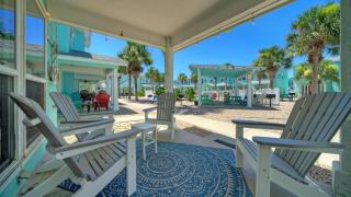Pool Patio Blocks to the Beach Golf Cart Zone Daiquiri Daze by AvantStay - 8