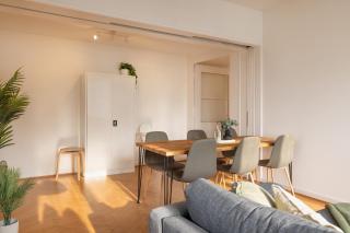 Spacious City View Apartment - Prime Location Biel - 8