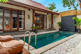 Semi Villa Berawa - 1