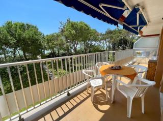 Beachfront flat with a stunning terrace - 2