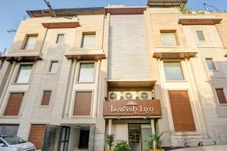 Qotel Signature Lavish Rajouri Garden New Delhi - 0