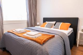 Cozy City Apartment with Private Sauna and Parking - 8