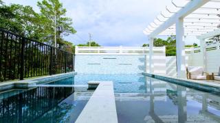 The Flying Pig by AvantStay Private Pool EV Charger Blue Mountain Luxury - 0