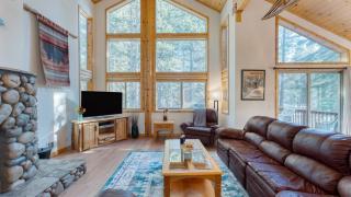 Hansel by AvantStay Pool Table 5mins to Skiing - 3