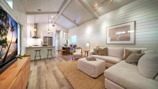 Sleeps 18 2 Beach Homes w 2 Pools Playground Covered Patios Pirates Bay by AvantStay - 1