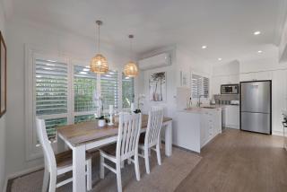 "Gone to the Beach"- Free Wifi, Pet Friendly - 5