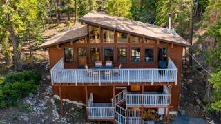 Tahoe Timber by AvantStay Beach Lake Access - 8