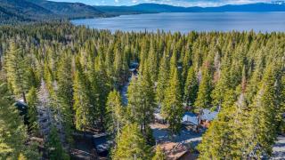 Tahoe Timber by AvantStay Beach Lake Access - 2
