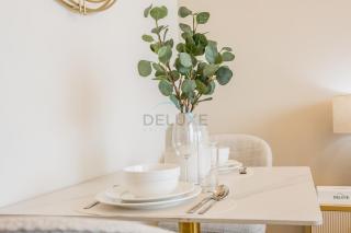 Studio with Community Views, Steps from Circle Mall and Parks, Near Jebel Ali Racecourse, Binghatti Azure, JVC by Deluxe Holiday Homes - 5
