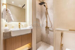 Studio with Community Views, Steps from Circle Mall and Parks, Near Jebel Ali Racecourse, Binghatti Azure, JVC by Deluxe Holiday Homes - 8