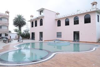 Hotel Shiv Resort - 2