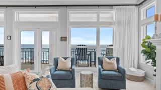 Grovey by the Sea by AvantStay Oceanfront Private Beach Pool Access - 4