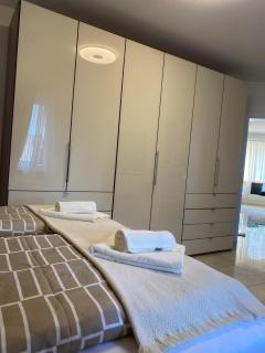 Deluxe Apartment Nähe Festspielhaus mit Tiefgaragenstellplatz - 0