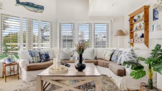 Shoreline Villa by AvantStay Steps to the Beach Bay Pier - 5