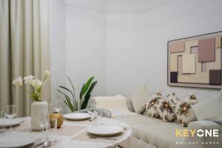 Magnificent Two Bedroom Beachfront - 4