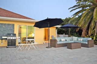 8730 Dunmore Dr - 4