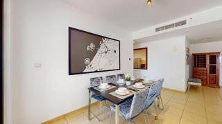 Vacationer I Royale 3 Bedroom I Steps to JBR Beach I Jumeirah I Free Gym, Pool, Parking & Wi-Fi - 3