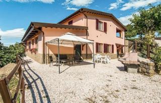 3 Bedroom Nice Apartment In Apecchio - 9