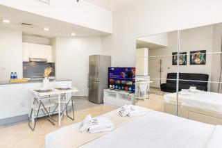 PVH - Sunny Studio near Metro - Madison Residency - 8