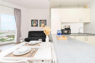 PVH - Sunny Studio near Metro - Madison Residency - 4