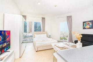 PVH - Sunny Studio near Metro - Madison Residency - 9