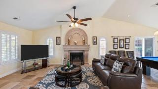 Chardonnay Charm by AvantStay Luxe Group Retreat w Pool Mins to Wineries - 4