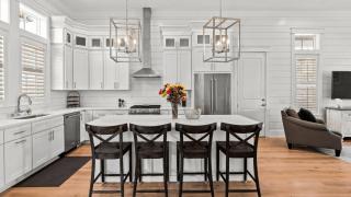 30A Aqua Vista by AvantStay Golf Cart Included Pool Acess Walk to Beach - 2