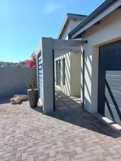 Anook Self Catering Apartment- Sunset Estate, Langebaan - 9