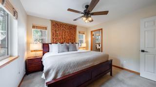 Stylish Truckee Retreat Deck Near Lake Skiing Moraine by AvantStay - 6