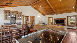 Group Cabin Lake and Mountain View Pet-Friendly Fireplace Games Loft - 5