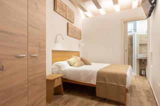 1 Bed Flat - Sleeps 3 - Parking free - Wifi free - 3