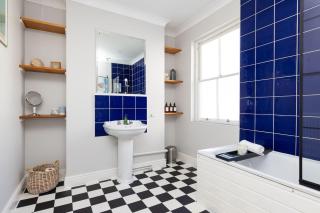 Characterful City Maisonette for 4 - 6
