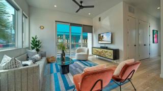 Sleeps 20 2 Modern Homes w Private Pool DeckPatio 3-Min Walk to the Beach - 1