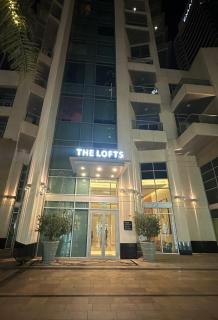 Downtown Dubai Beautiful Upgraded 1-bedroom apartment - 8