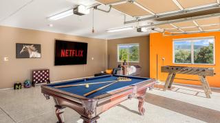 Temecula Wine Country Home w Pool Hot Tub Game Room Vineyard Views - 7
