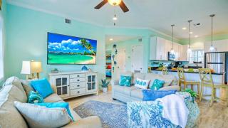 Sleeps 22 3 Condos in Beachfront Complex w Pool Pickleball Island Retreat - 9