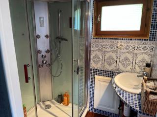 Logement indépendant dans une péniche - 2